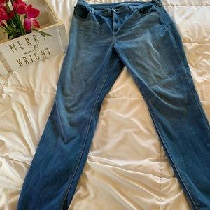 EUC High Rise Rockstar Jeans
